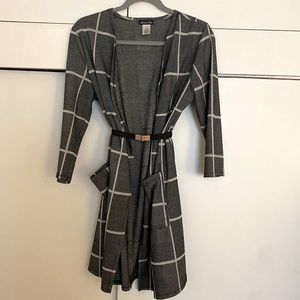 Business casual plaid duster jacket/sweater in Womens M